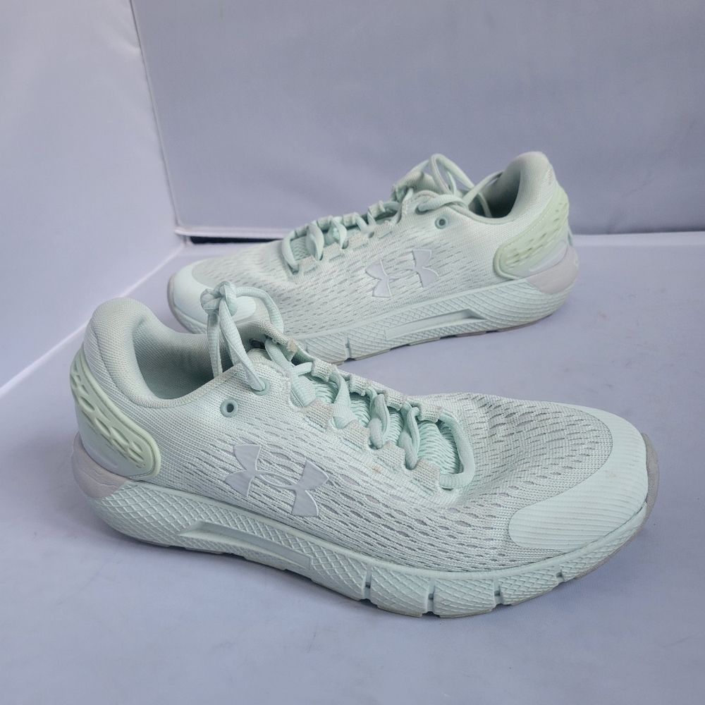 Size 9 - Under Armour Charged Rogue 2 Blue